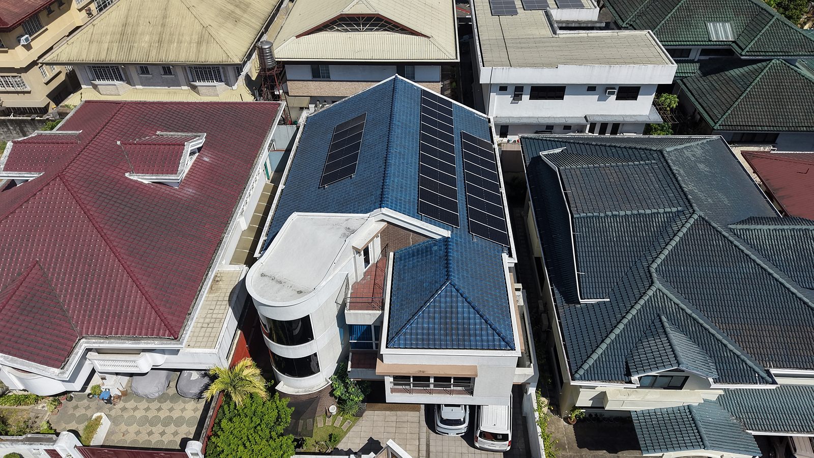 Hybrid solar and battery installation at a home in Quezon City